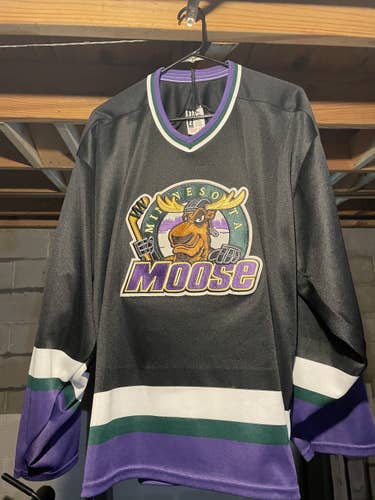Vintage Bauer Minnesota Moose IHL Hockey Jersey Size L/XL