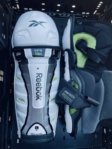 Senior Reebok Shin Pads