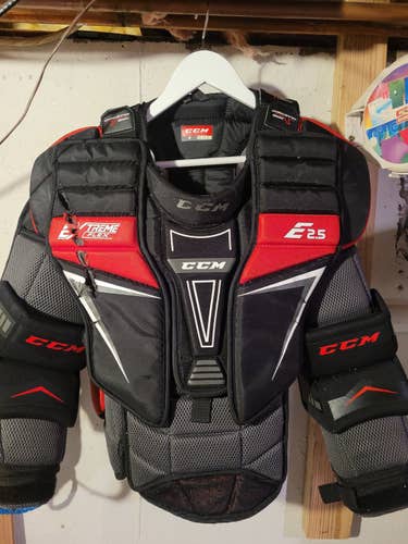 Junior Used XL CCM Extreme Flex Shield E 2.5 Goalie Chest Protector