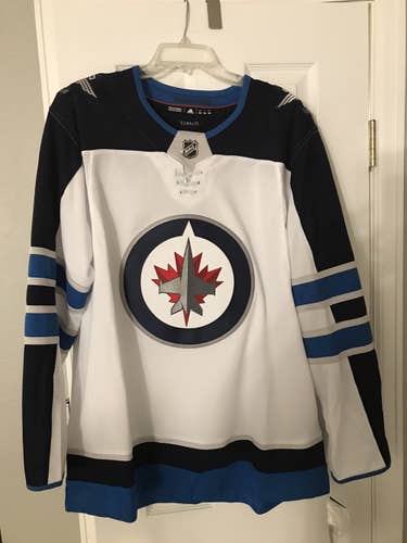 Adidas Winnipeg Jets Jersey NEW size 54