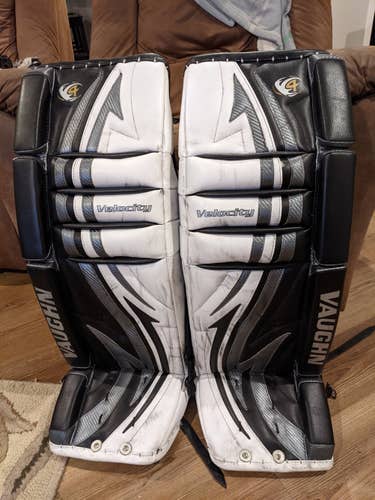 Black Used Senior 34" Vaughn Velocity V4 Goalie Leg Pads
