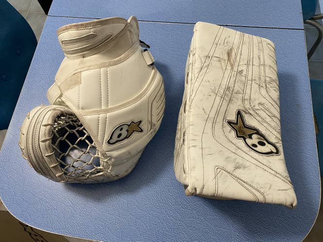 White Used Intermediate Regular OPTIK 9.0 Glove and Blocker