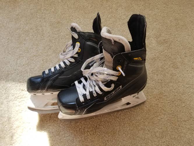 Senior Used Bauer Supreme 170 Hockey Skates Regular Width Size 6