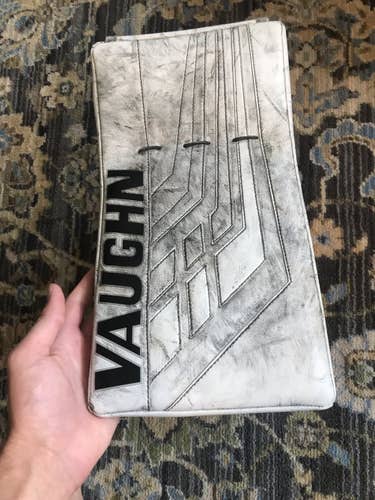 White Used Regular VE8 Pro Carbon