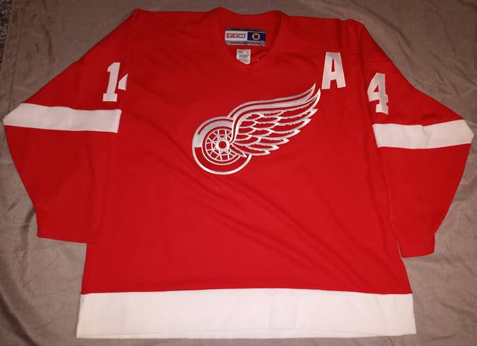 CCM Brendan Shanahan Detroit Red Wings Replica NHL Jersey XXL