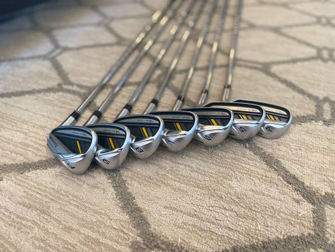 Used Men's TaylorMade Right Handed Rocketbladez (Rbladez) 4-PW Iron Set Steel Shaft S Flex