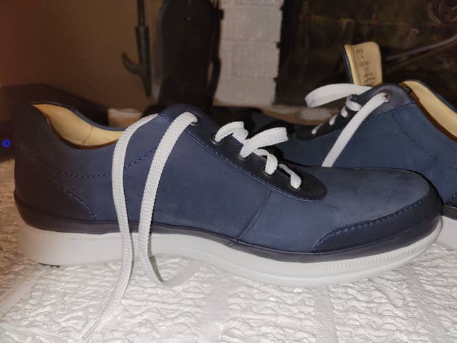 Brand new SAMUEL HUBBARD- 12M shoes