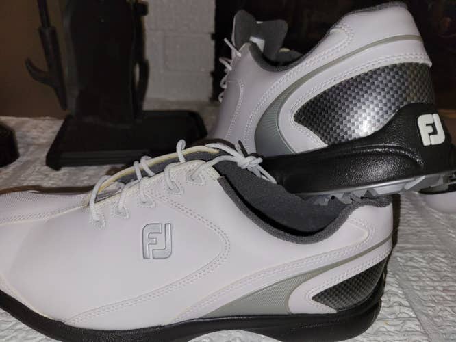 White New Men's Size 12 Footjoy Golf Shoes