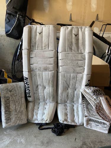 White Senior 35" Vaughn Velocity V5 Goalie Leg Pads