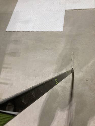 Senior Left Hand  RibCor Reckoner Hockey Stick