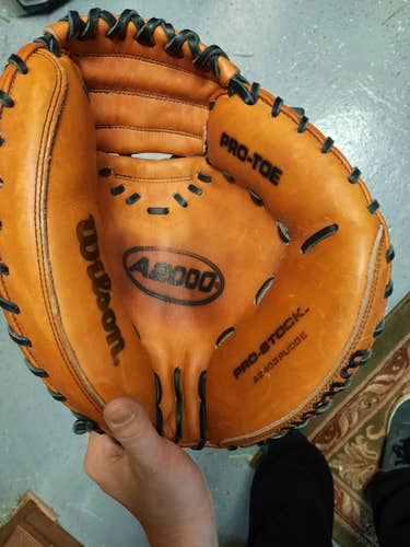 Used Wilson Right Hand Throw Catcher's A2000 Baseball Glove 32.5" A2403PUDGE