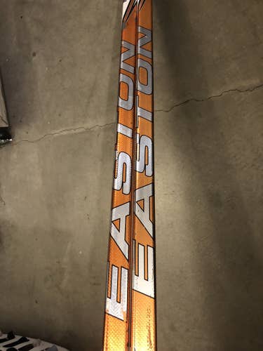 2 Pack Of Easton SE16 Torrey Mitchell Prostock Sticks