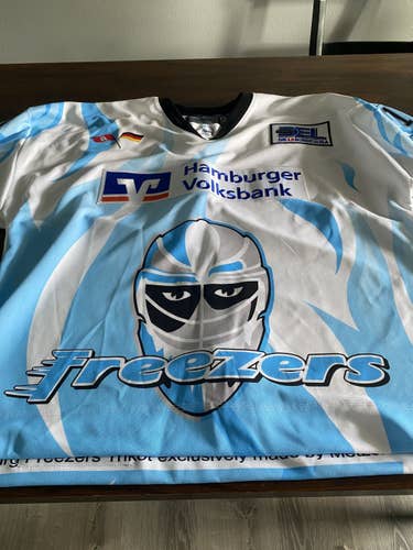 DEL Hamburg Freeze Goalie Jersey #1Kornett