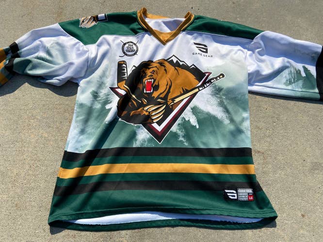 White Used Adult Unisex Medium/Large Other Jersey Pro Stock