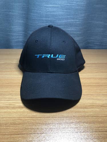 True Hat Fitted L/XL