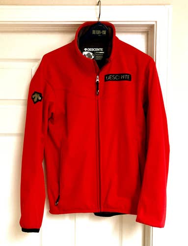 Men's Nearly New Descente Softshell Jacket - Small/Medium