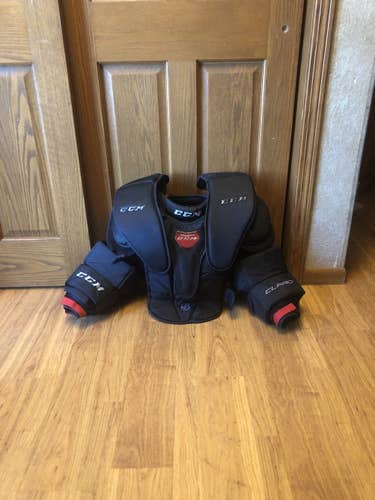 Small CCM CL Pro Chest Protector