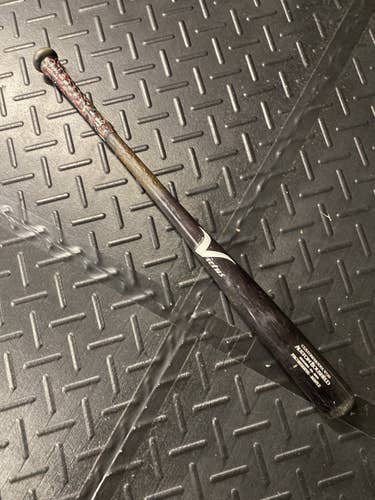 Used Victus baseball bat