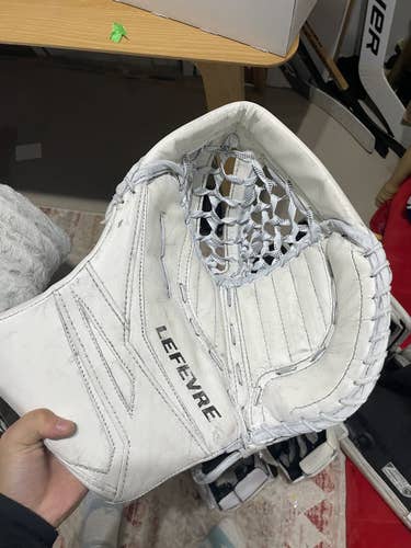 Lefevre L20.1 goalie glove