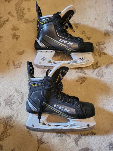 Used Junior CCM Tacks 9070 Hockey Skates Size 8