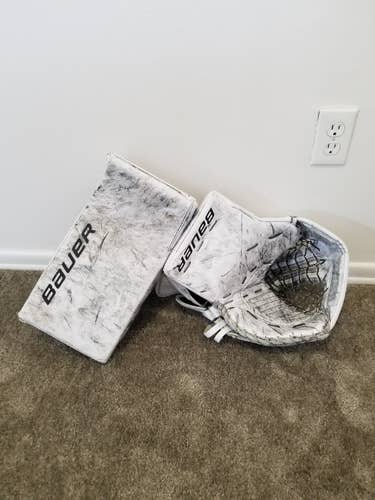 Used Bauer Supreme 2S Pro Demo Glove Set