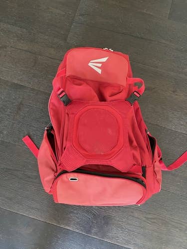 Easton Walk-Off IV - Baseball Backpack/Bat Bag - Red - Great Condition