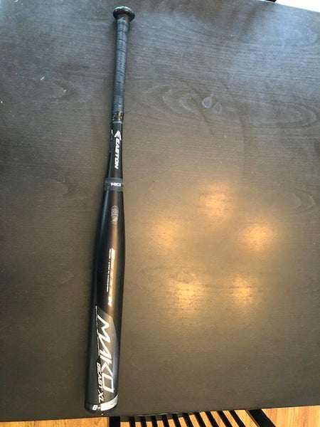 Large Barrel 2 5/8 XL - 2017 Easton Composite Mako Beast XL Bat (-8) 24 oz 32"