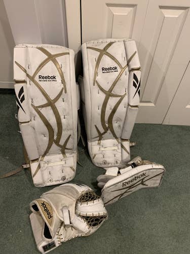 White Used 31" Reebok Regular Revoke Pro Zone Goalie Full Set Pro Stock