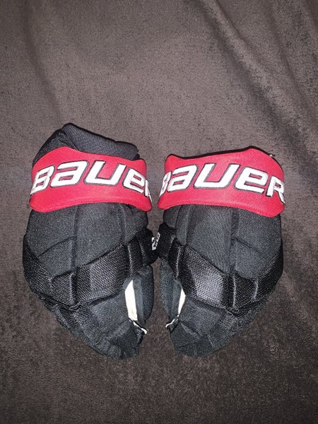 BAUER 2S PRO STOCK GLOVES 13” NORTHEASTERN HUSKIES