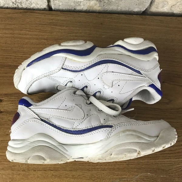 enfocar Disparates Masculinidad Vintage 90s Nike Size 6 Sneakers Shoes White Purple 941101-PC3 Made in  Taiwan | SidelineSwap