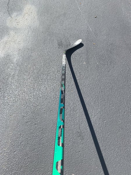 Used Right Handed Toe Pattern Vapor FlyLite Hockey Stick