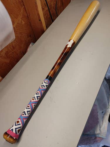 BBCOR Certified 2021 Sasquatch Wood 271 Bat (-3) 30 oz 33"