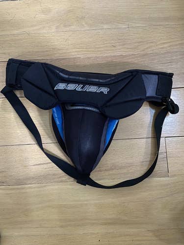 Bauer reactor goalie jock intermediate/ early teen