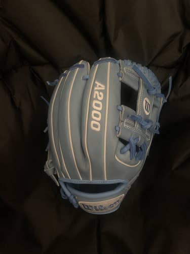 Blue High School/College Infield 11.5" A2000 Baseball Glove