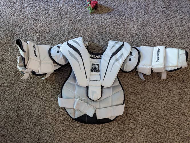 Junior Used XL Bauer Prodigy Goalie Chest Protector