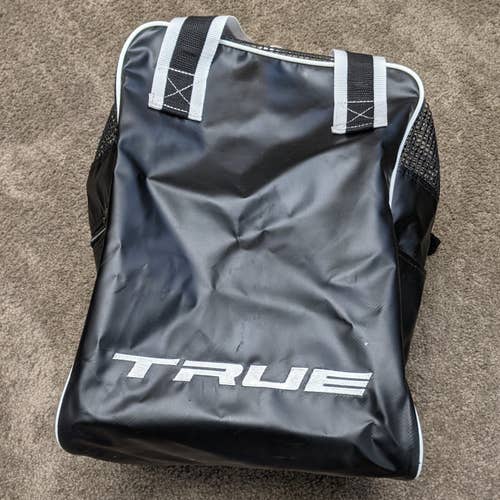 True Team Puck Bag