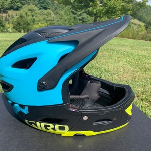 GIRO Switchblade MIPS Helmet Small 51-55cm, Adjustable, with Removable Chinguard