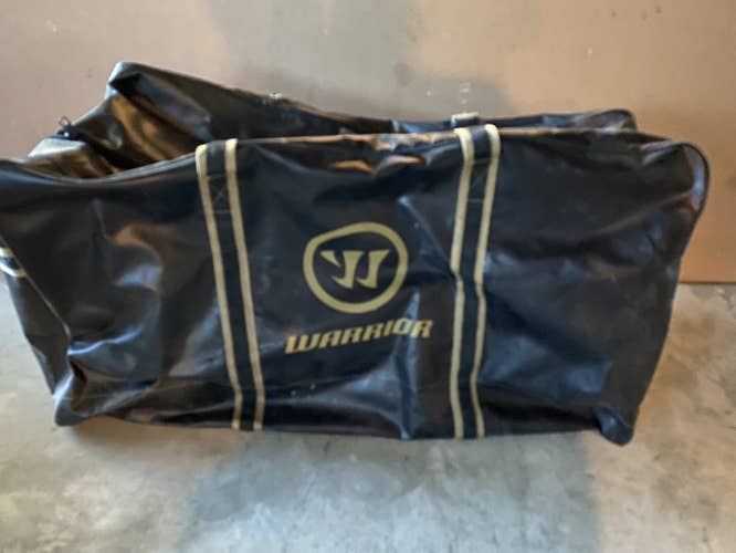 Warrior Pro Hockey Bag XL 40” Goalie Black & Gold