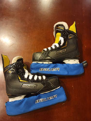 Used Youth Bauer Supreme S27 Hockey Skates Regular Width Size 13