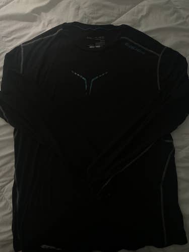 Bauer XL Hockey Long Sleeve Shirt