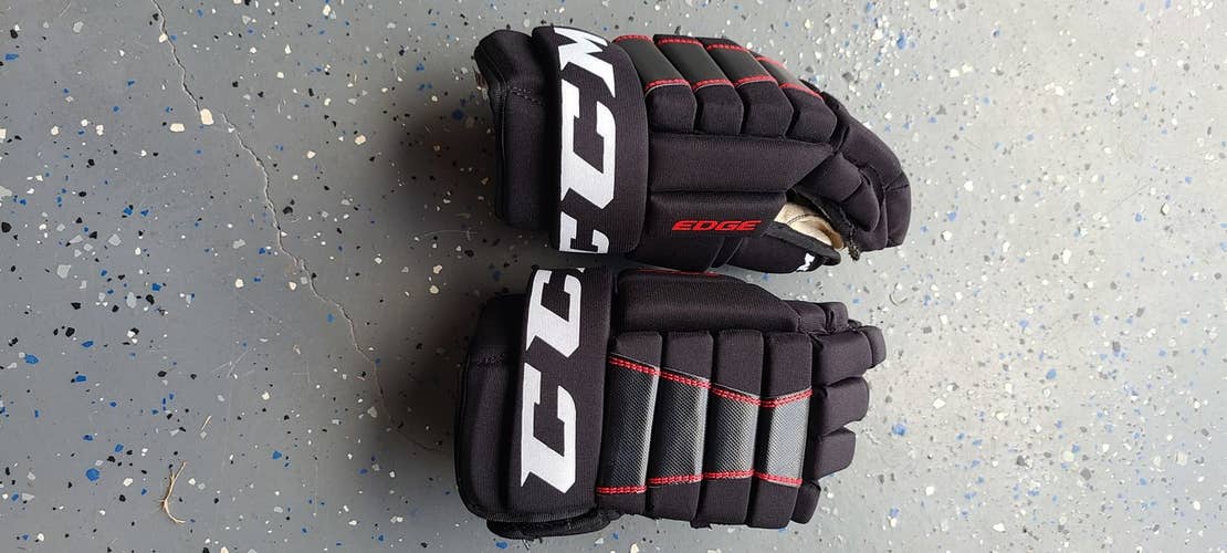 Black Used Senior CCM Edge Gloves 13"