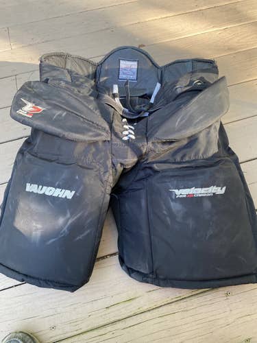 Vaughn V7 Velocity Pro XR Carbon PRO Carbon Goalie Pants
