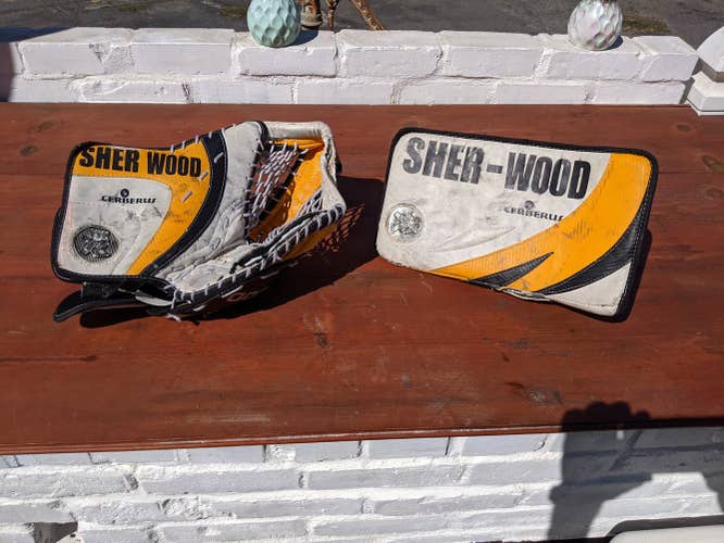 Yellow/Black Senior Used Sher-Wood Glove & Blocker