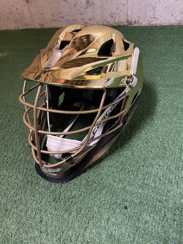 White Adult Player's Cascade S Helmet