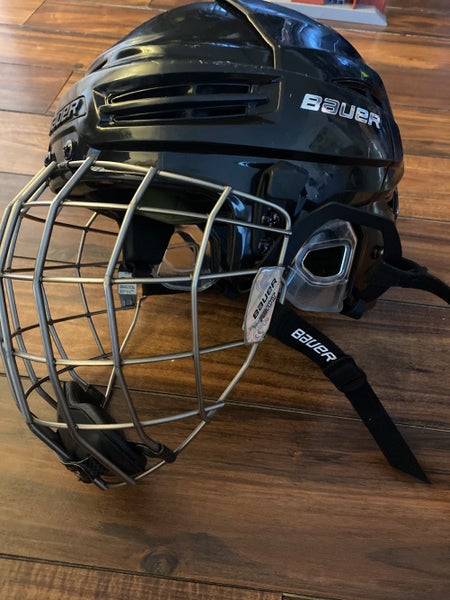 Black Used Large Bauer Re-Akt 100 Helmet