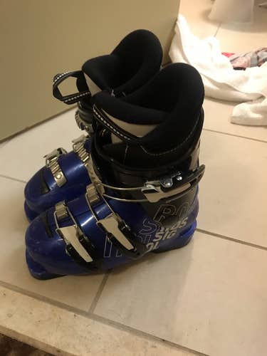 19.5 Used Rossignol Ski Boots