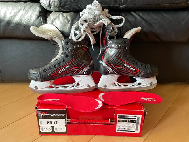 Youth Used CCM JetSpeed FT1 Hockey Skates Regular Width Size 13.5