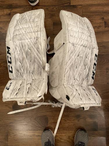 White Used Intermediate 32" CCM Extreme Flex E4.9 Goalie Leg Pads