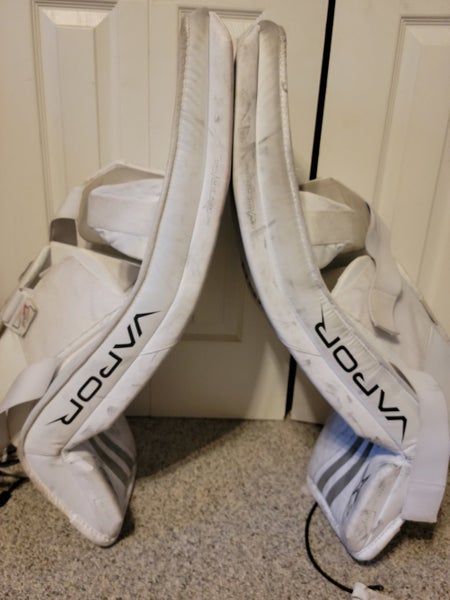 White Used Senior 32+1 Bauer Vapor X2.7 Goalie Leg Pads