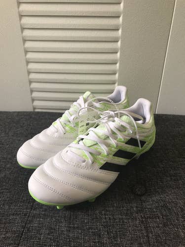 Green New Size 7.0 (Women's 8.0) Adidas Cleats